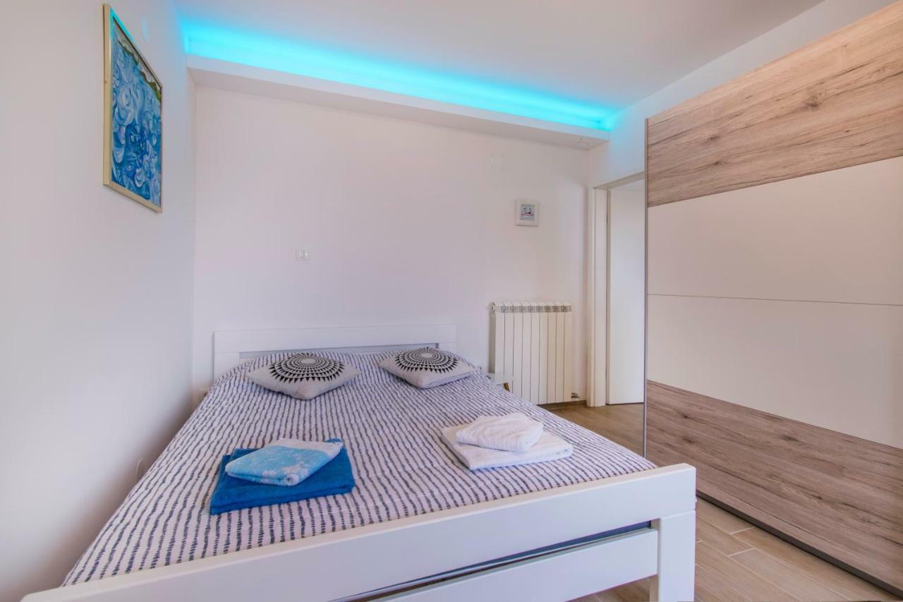 Apartments Elza Порторож Экстерьер фото