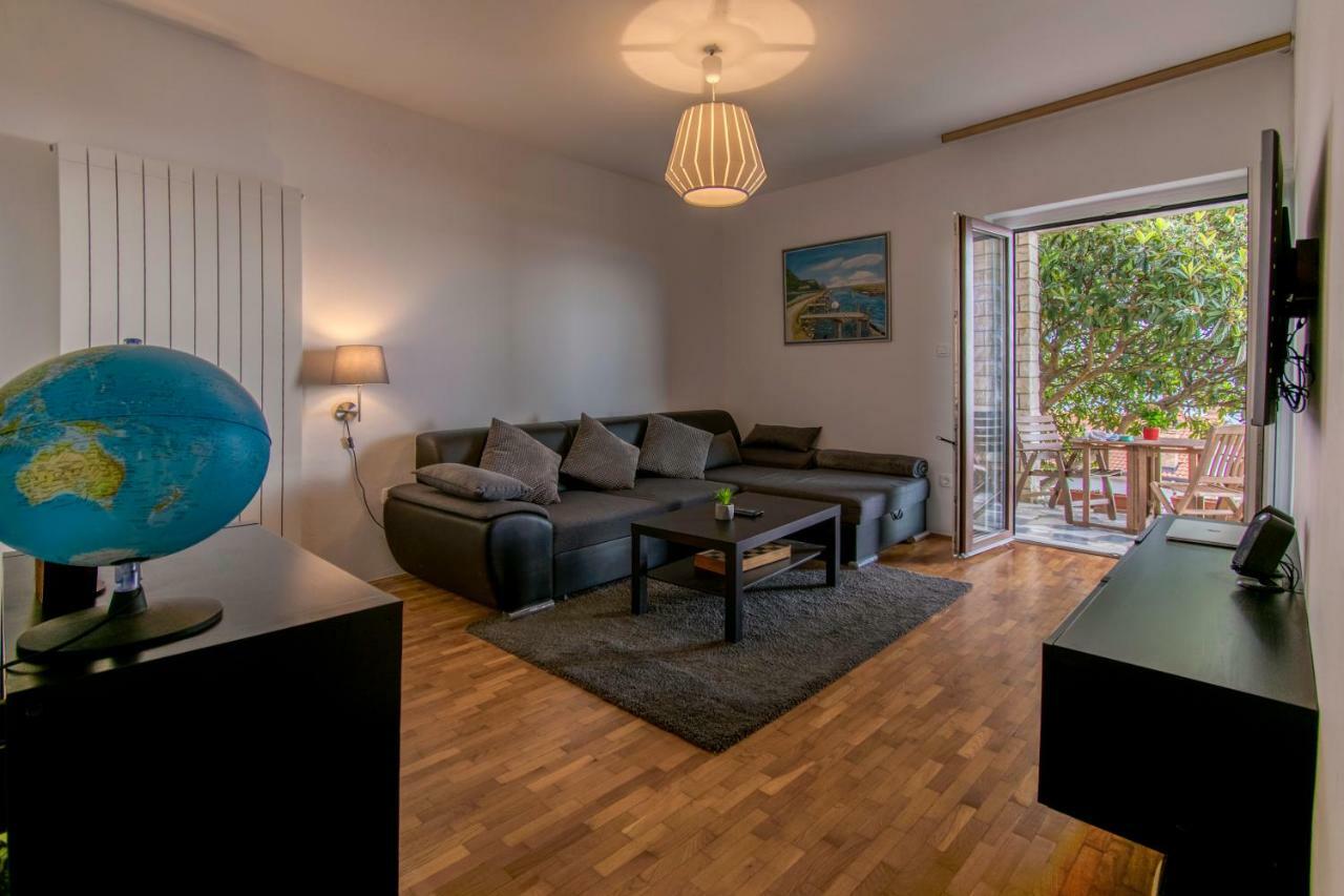 Apartments Elza Порторож Экстерьер фото